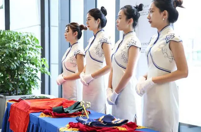 会展签到礼仪